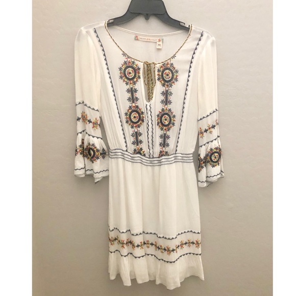 Chelsea & Violet Dresses & Skirts - White Embroidered Boho Dress